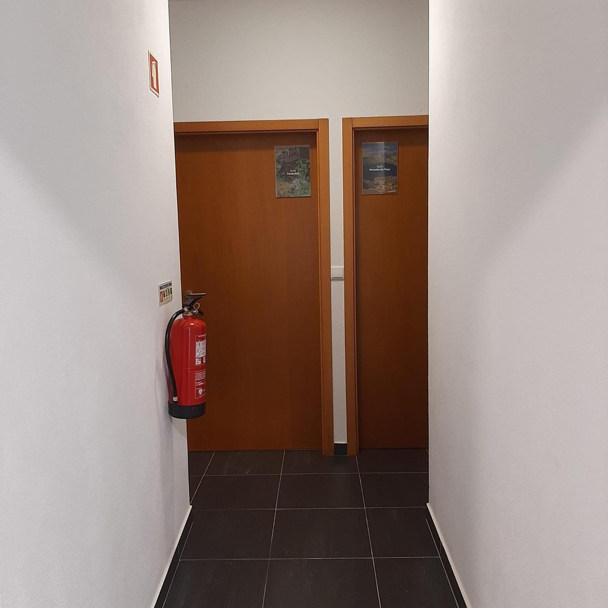 Casas Da Escola - "A Escola" - Meas Villa Пампилоза да Сера Екстериор снимка